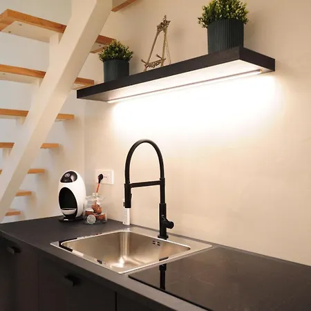 Magazzini Michelangelo 4 Турин