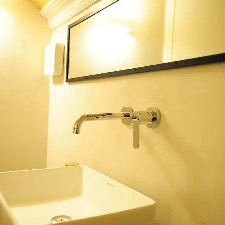 Magazzini Michelangelo 4 Турин