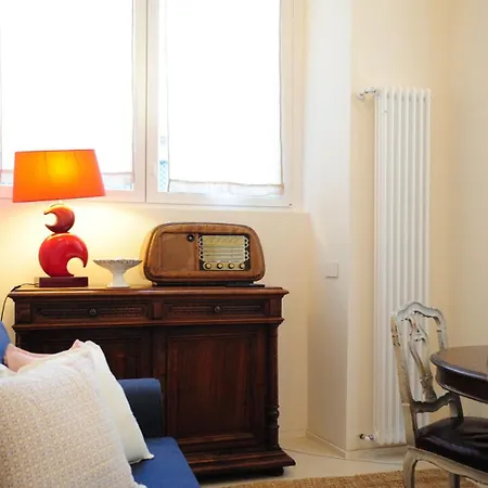 Magazzini Michelangelo 4 アパート